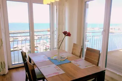 Image de H-ferienwohnung 6 - Ferienwohnung Wiek im Hafenkieker