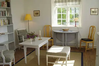 Image de Herrenhaus - Rechter Seitenflügel - Wohnung 1 - Gutsanlage Boldevitz