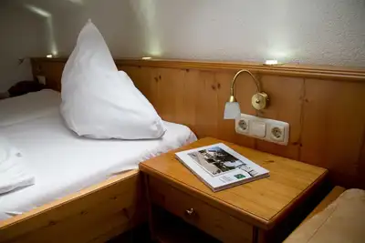 Image de Zimmer de Luxe 1 - Pension Knoll