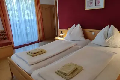 Image de Attersee - Frühstückspension Holzapfel