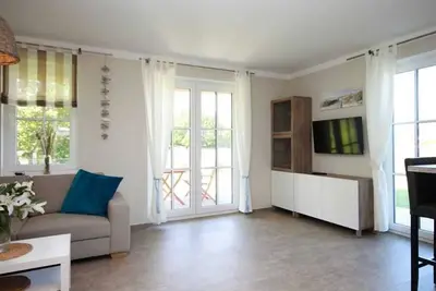 Image de Reetdachhaus We 01 Hus Sabine - Ferienhaushälfte