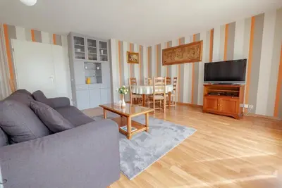 Image de Bel appartement Ă 10 min Ă pied du Rer E