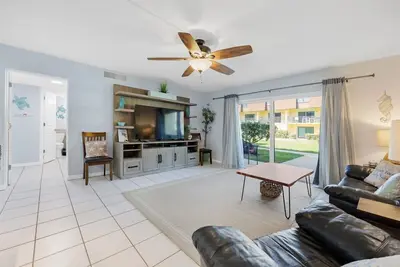 Image de Cocoa Beach Club- Condo on the Beach!