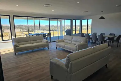 Image de Neagles Retreat Villa 8-1 bedroom plus a sofa bed