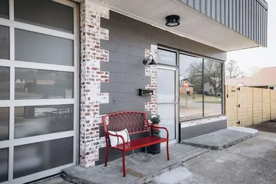 Image de 1920 Station Reno. Pet friendly! Walking distance to eats, activities, & parks.