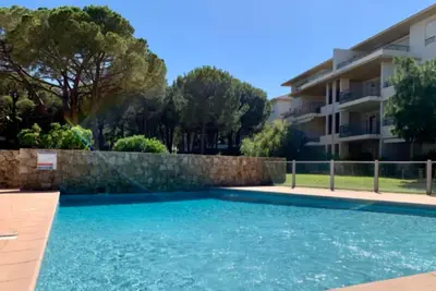 Image de A 3mn de la plage de Calvi au Maria Stella T3 standing piscine terrasse parking