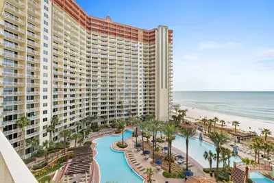 Image de Shores of Panama 812 - Beachfront, Huge Pool, Hot Tub, Free Golf Daily Incl