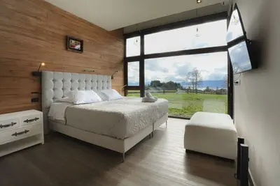 Image de Luxury Lake - Piscina Privada y Tinaja