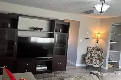 Image de Remodeled, clean & beautiful