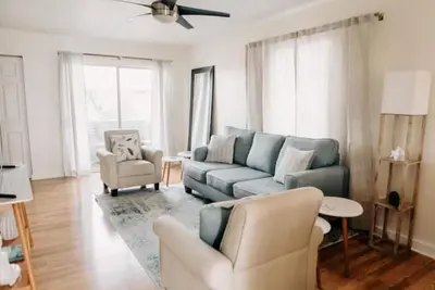 Image de Affordable Beach Vacation for Renovation Pricing