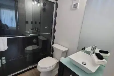 Image de Modern Island Condo: Walk to Beach, Private Yard!