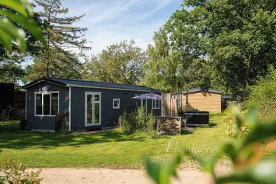 Image de Bungalette 4 persons basic with hottub