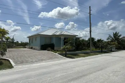 Image de 2 Bedroom Home with Dock Slip