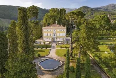 Image de Villa à Capannori avec 7 chambres à coucher, 14 couchages