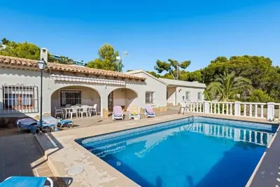 Image de Saona Villas (Ol Aino) : villa 8 personnes, piscine privée, wifi, air co