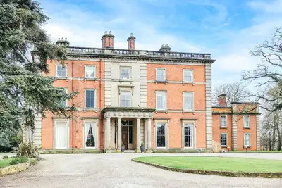 Image de Netley Hall - Angelica