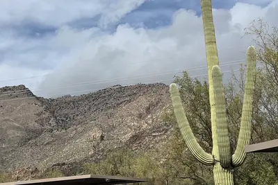 Image de Cozy Condo in Ventana Canyon, 5 mins to Sabino Canyon. Pool, gym, hiking trails