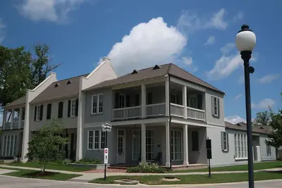 Image de Luxury townhome near Lsu and L’Auberge Casino