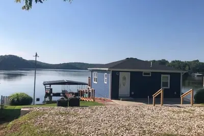 Image de Lakefront Home w/ Private dock & Amazing Views