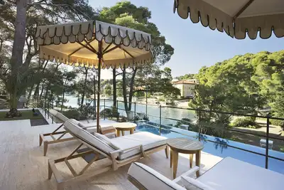 Image de Exquisite Mali Losinj Villa | Villa Serenity | 7 Bedrooms | Beach front | Breathtaking Views of the Adriatic Sea | Private Outdoor Pool | Cikat
