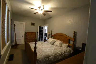 Image de Private Bedroom #1 Close to downtown and Kendall Yards.