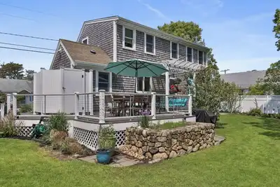 Image de Updated, Walk 4 Minutes to Private Brewster Beach: 166-B