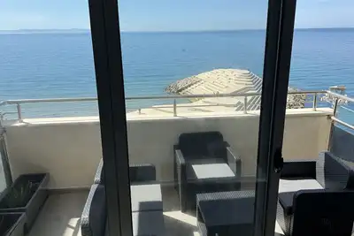 Image de Beachfront Bs Apartment 6