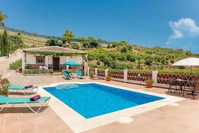Image de Casa Paqui: Charming Escape: Andalucian Villa with Private Pool near Frigiliana