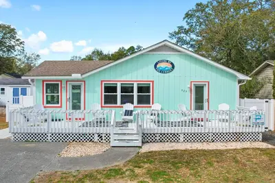 Image de \"Living By The Current\" 3 Bedroom 2 Bathroom