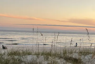 Image de New Listing - Directly On The Beach Gulf Side! ! !