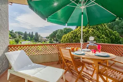 Image de La Scogliera is 100 meters from the sea.