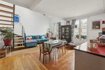 Image de L'Atypique - Charmant Duplex au coeur du 20eme