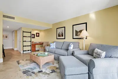 Image de Oceanfront condo with direct beach access, pool, balcony, grilling area, & Ac