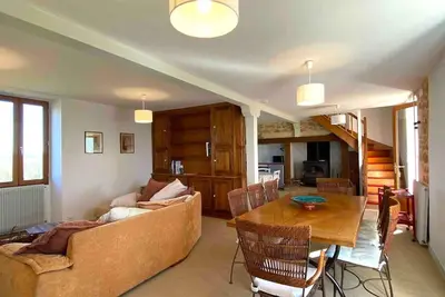 Image de Gîte de La Dure : Le Charme d'un séjour Périgourdin