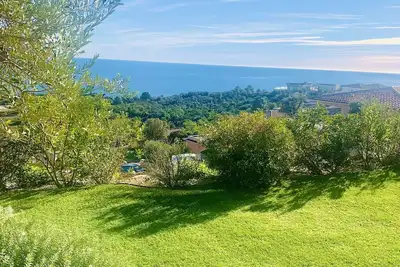 Image de Appartement spacieux, vue splendide sur la mer avec piscine privée
