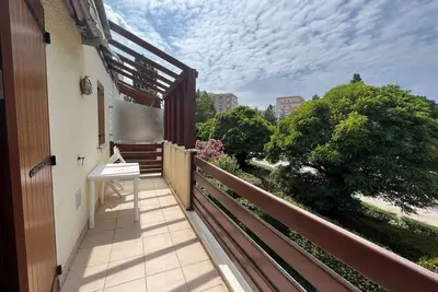 Image de Charmant appartement avec balcon, tout équipé, à deux pas de la plage de Nauzan