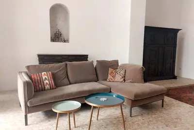 Image de Loft-Style Converted Chapel