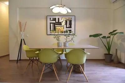 Image de Modern apartment, in the heart of the Old Harbour of Chania, 50m from the sea!