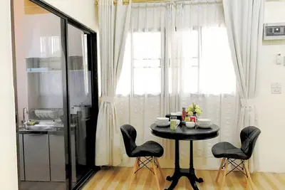 Image de Private room Large bed, en-suite bathroom, Kitchen, parking, near night bazaar.