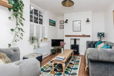 Image de The Poppies - Central Henley 3 bedroom house with parking