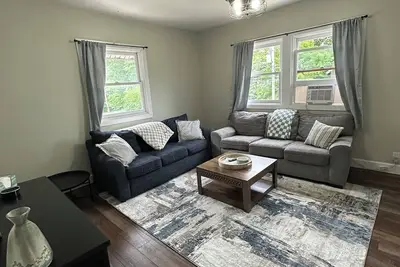 Image de Charming Lincoln 4br Apt