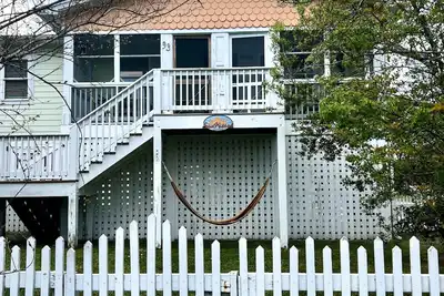 Image de Pet Friendly, Conveniently located, Ocracoke Gem!