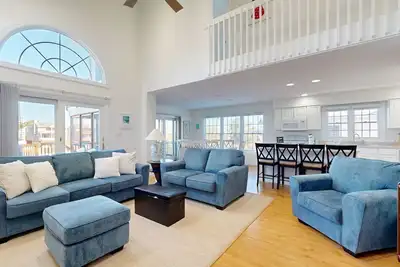 Image de Town of Bethany Beach home on the canal with balcony & Ac