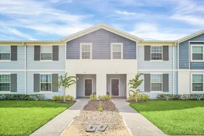 Image de EV_830 - 5 Bed 4 Bath Townhome with Screened Private Pool, Kids Custom Bedrooms