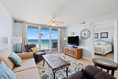 Image de Pelican Beach 1115 (2-Bedroom Condo)