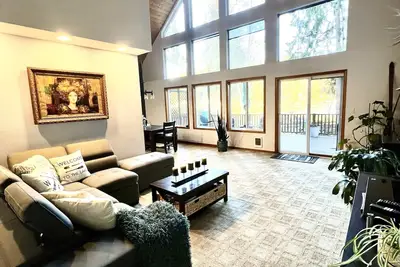 Image de Beautiful lakefront Casa del Lago on Lake Roesiger