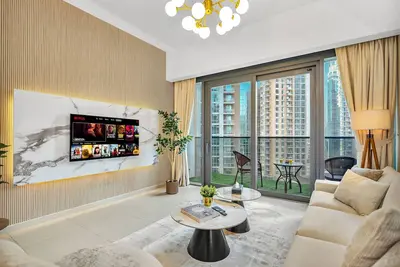 Image de Elegant & spacious 2br with Fountains & Burj view | close to Dubai Mall