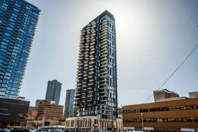 Image de Downtown Paradise Lodge - 2 beds, 2 baths, Sofa bed and Pool