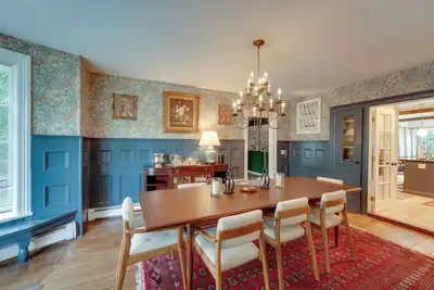 Image de Historic Connecticut Home w/ Grill & Spacious Yard