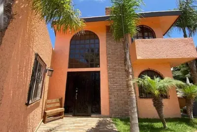 Image de Big Beautiful Plaza Del Mar Home 6 Bedrooms 5. 5 Bathrooms, 9 Beds.